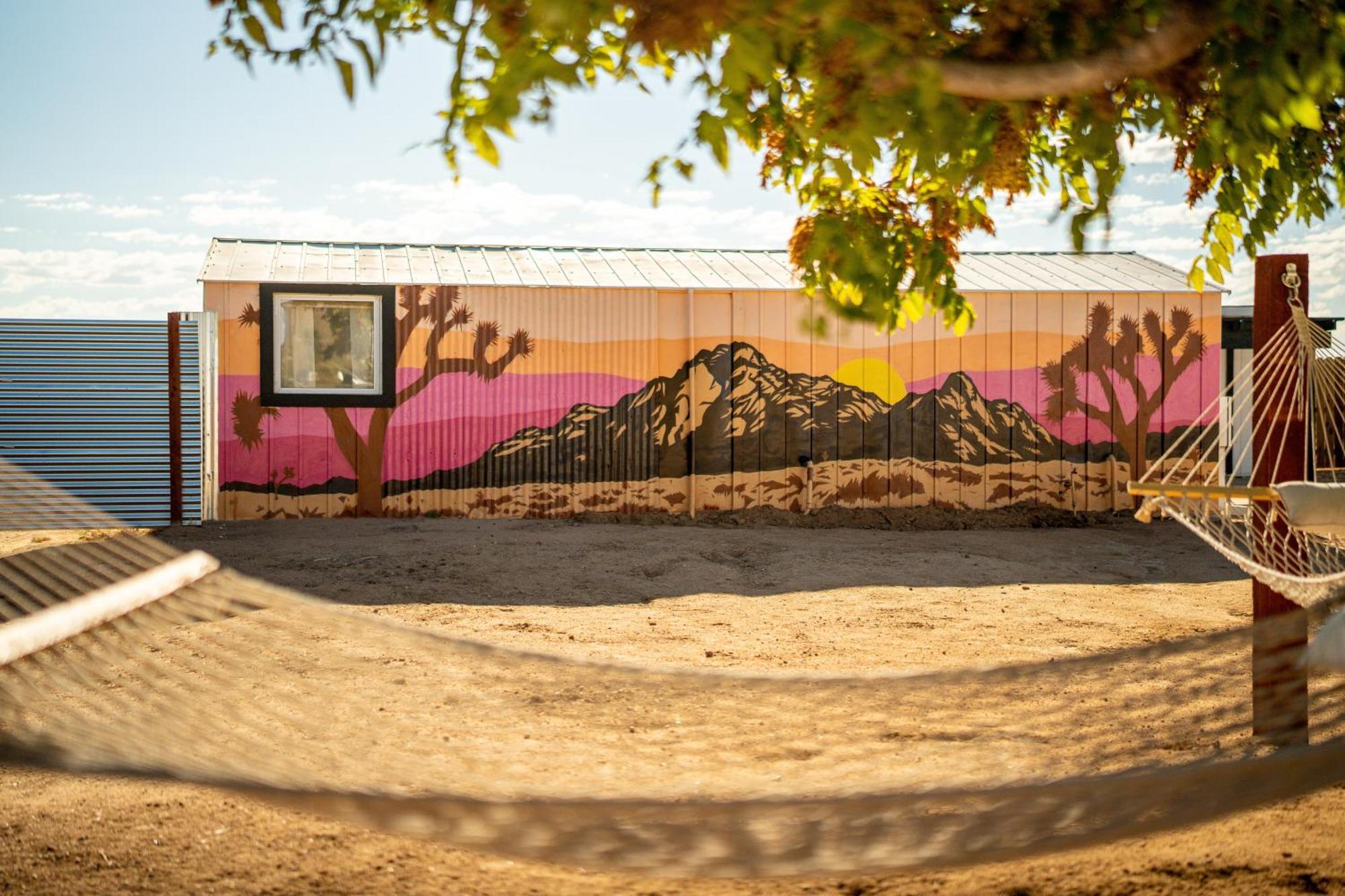Private Jt Cabin - Ev L2 Station, Hammocks, Fire Pit, Bbq, Bocce Ball, Cornhole Yucca Valley Dış mekan fotoğraf